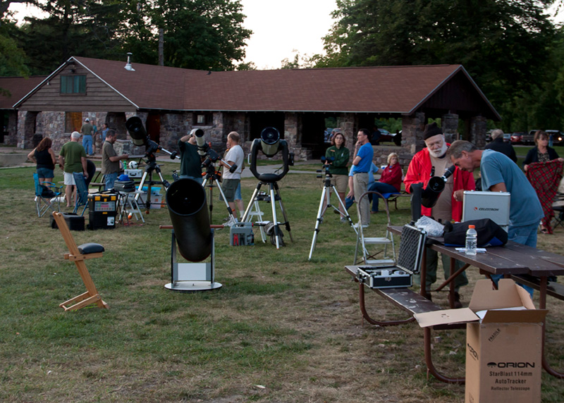 A group of MAS members at a Devil's Lake star party in 2013.